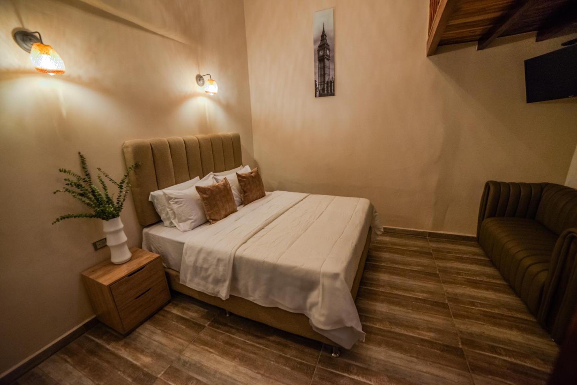 Hotel Bali At Poblado Медельин Экстерьер фото