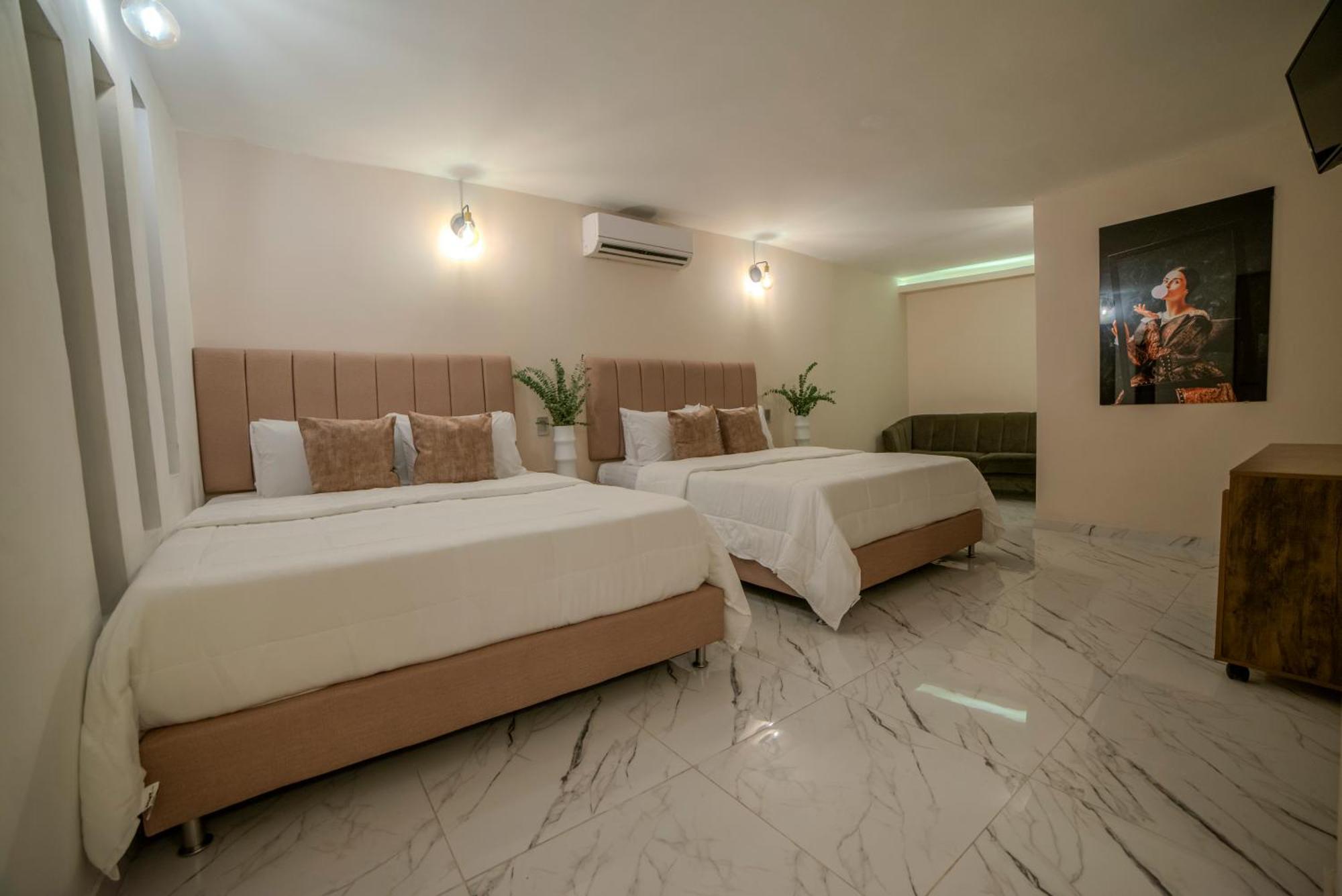 Hotel Bali At Poblado Медельин Экстерьер фото