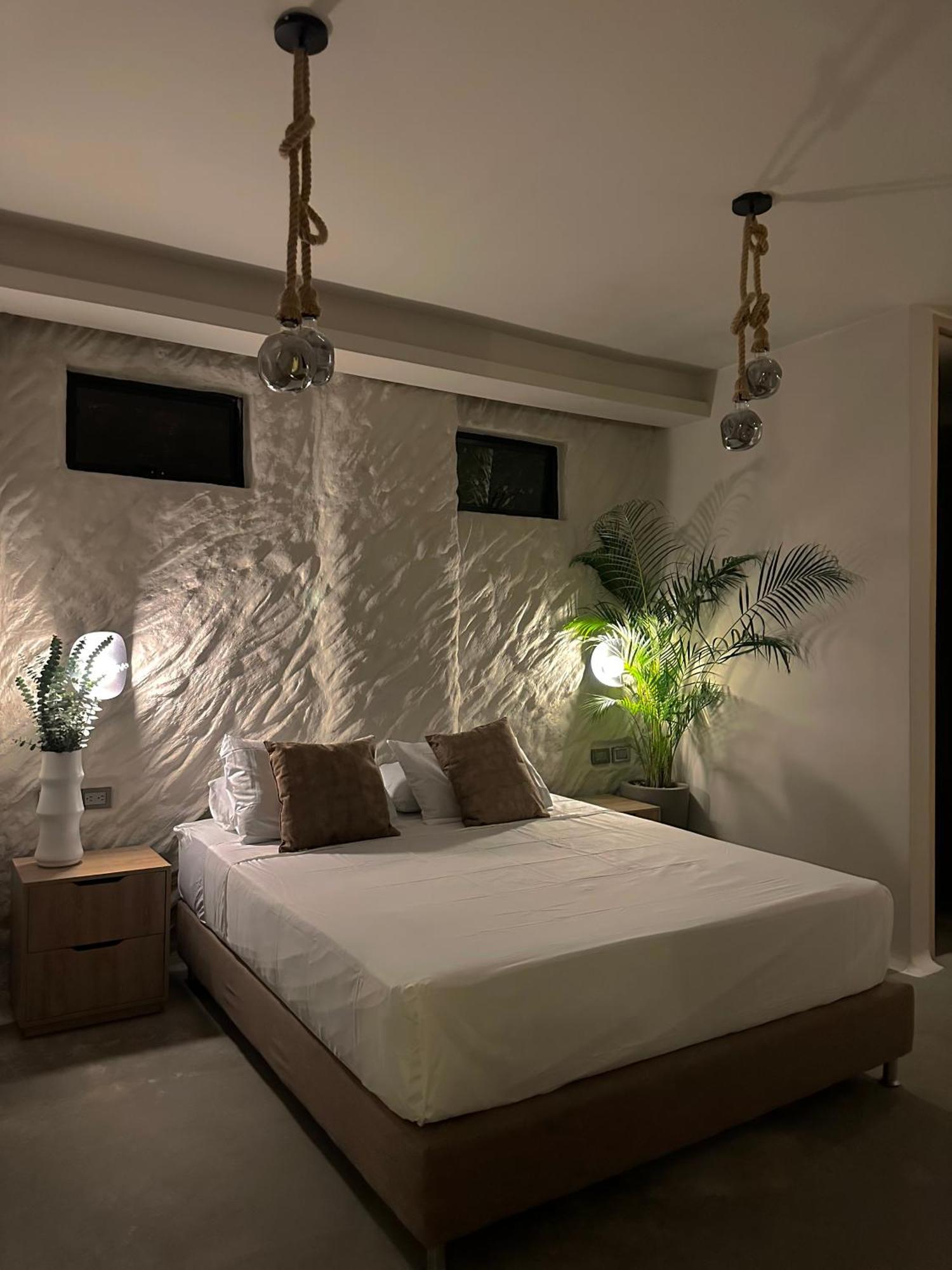 Hotel Bali At Poblado Медельин Экстерьер фото