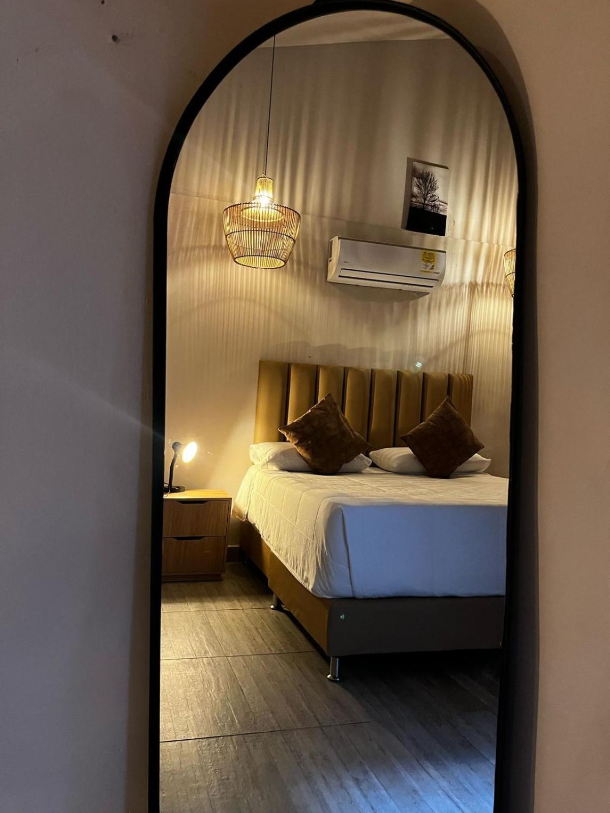 Hotel Bali At Poblado Медельин Экстерьер фото