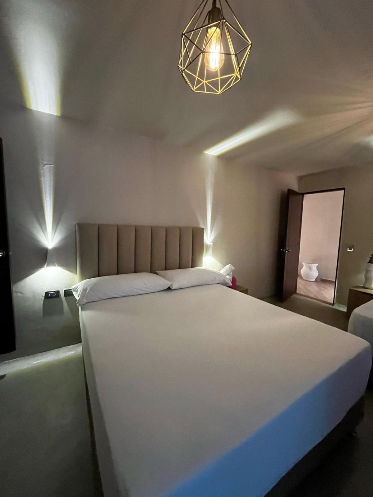 Hotel Bali At Poblado Медельин Экстерьер фото