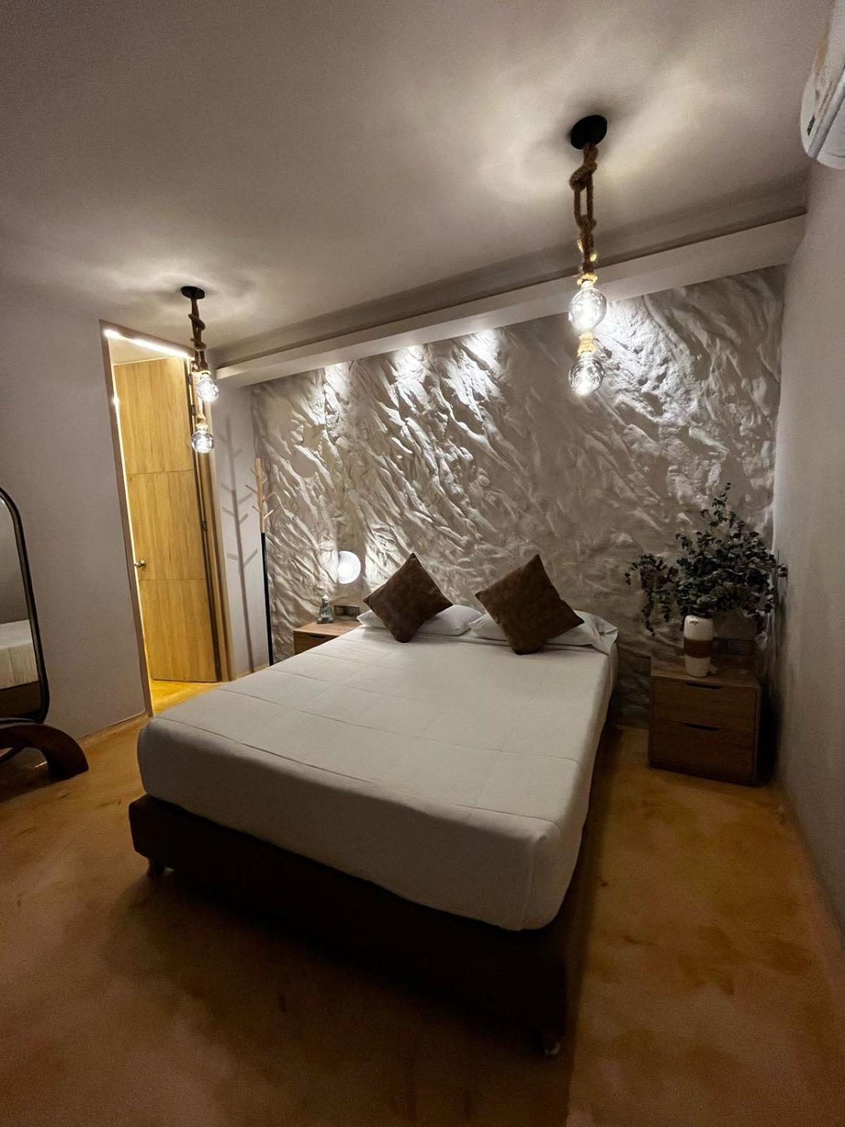 Hotel Bali At Poblado Медельин Экстерьер фото